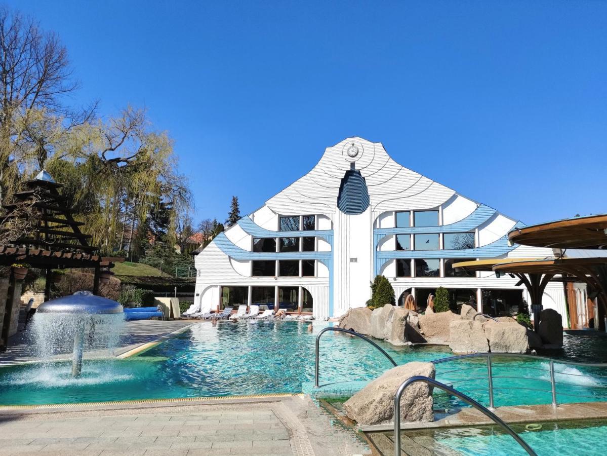 Spa Residence Carbona Siesta Apartman Hévíz Екстериор снимка