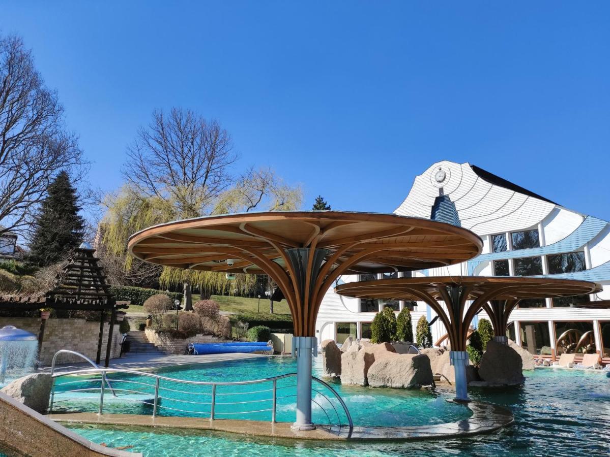 Spa Residence Carbona Siesta Apartman Hévíz Екстериор снимка