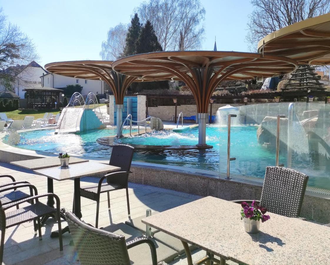 Spa Residence Carbona Siesta Apartman Hévíz Екстериор снимка